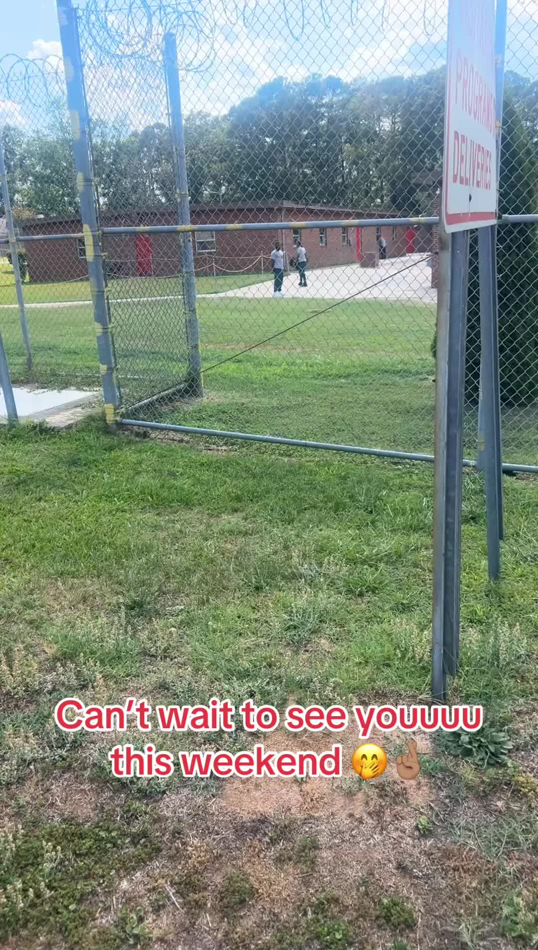 @Lady_.Desi