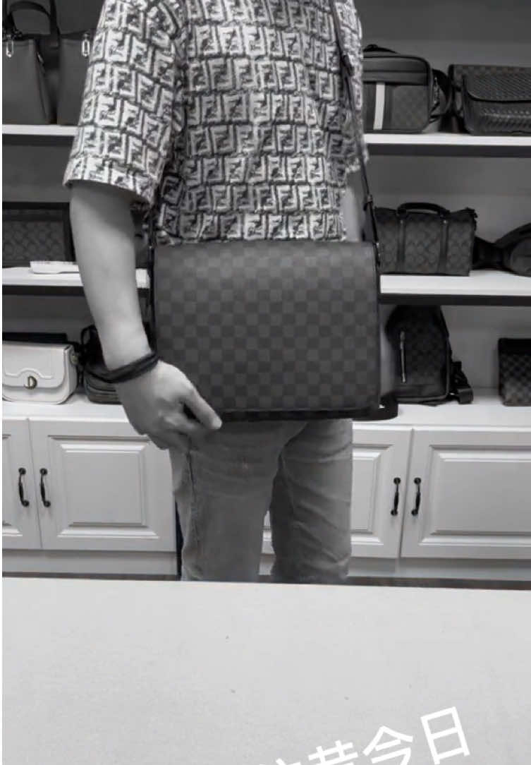 @CollinKacey  bags shop