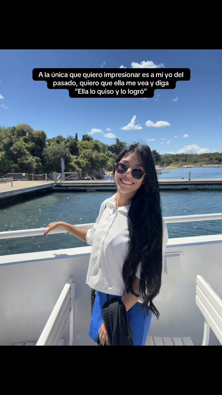 @Jshakira