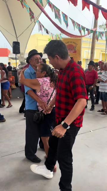 @Zé bebinho da mamãe oficial