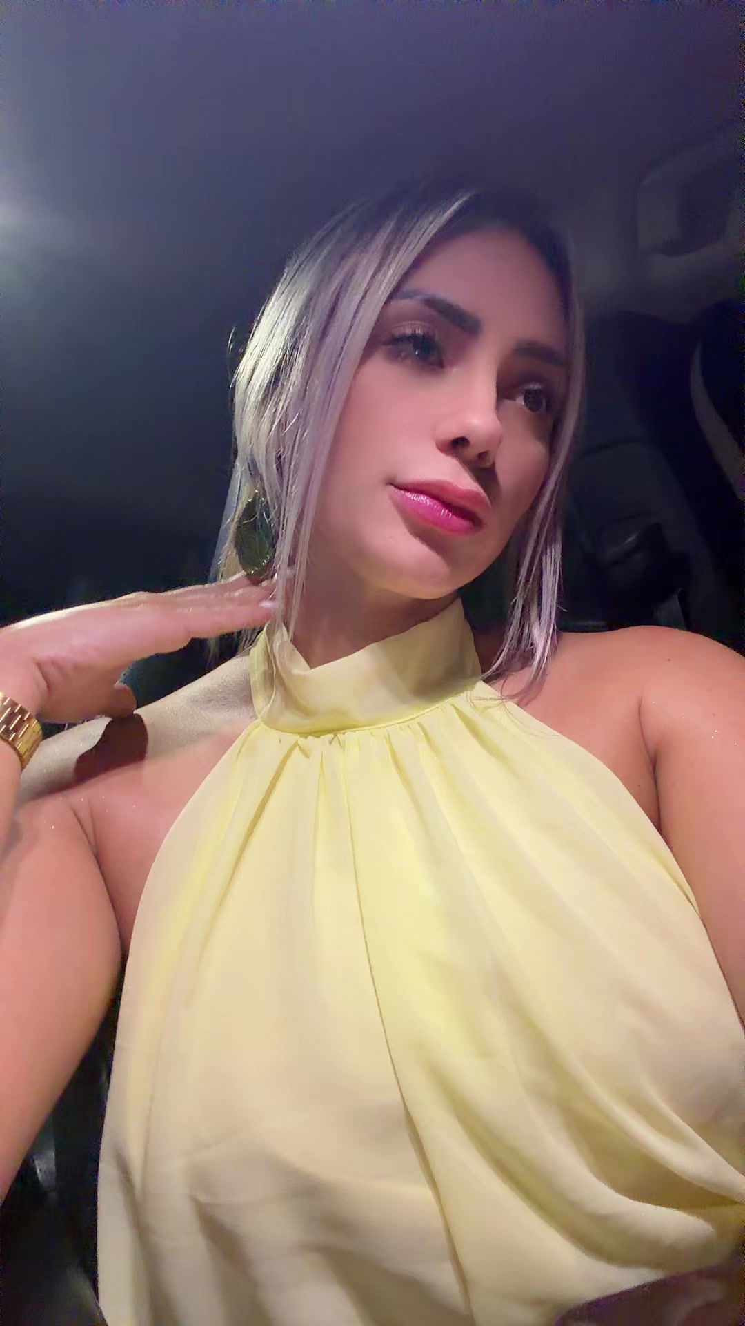 @Viviana Cruz💎
