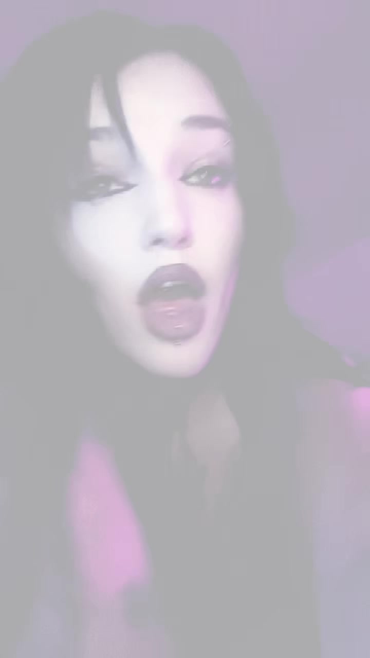 @emo.noodle.x