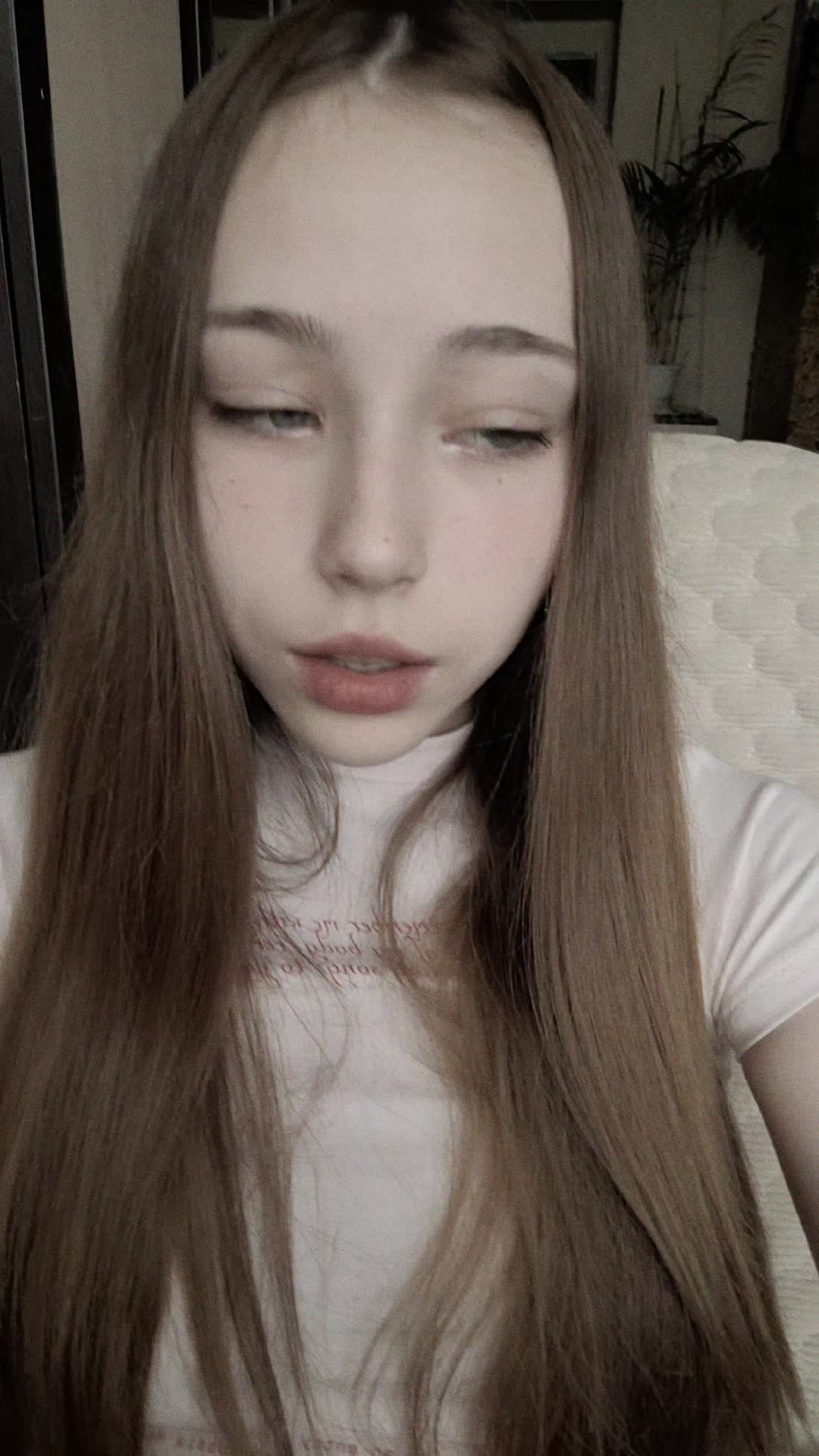 @krissweq