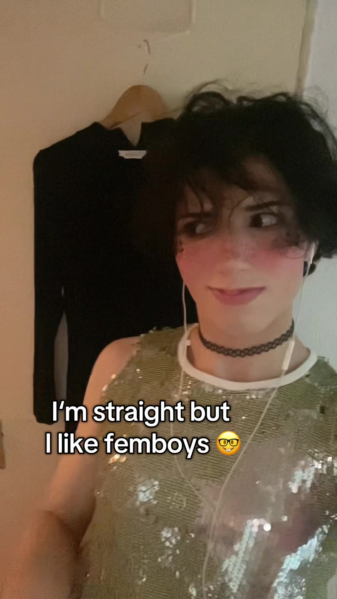 @FemboyStella 🦋