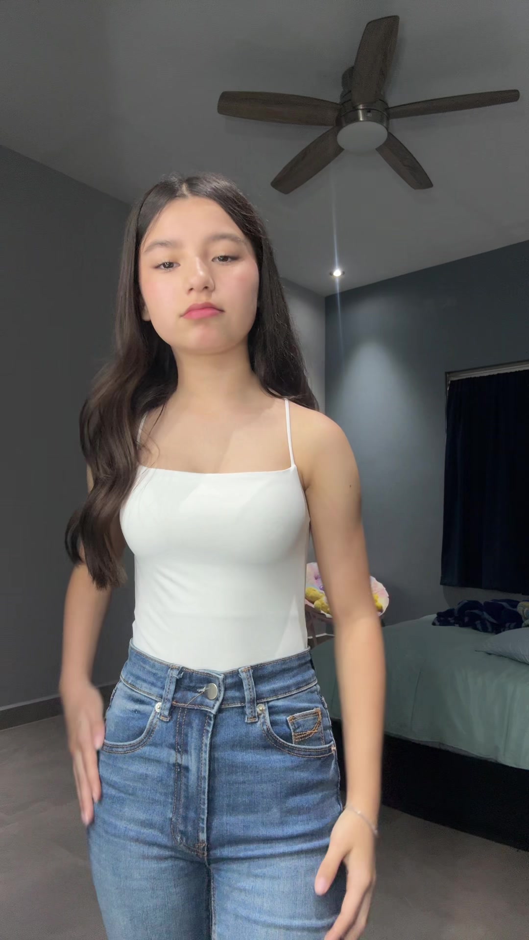 @𝓕