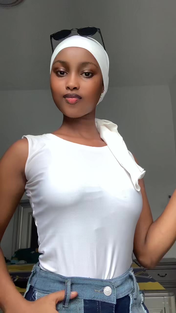@Halima bobo33