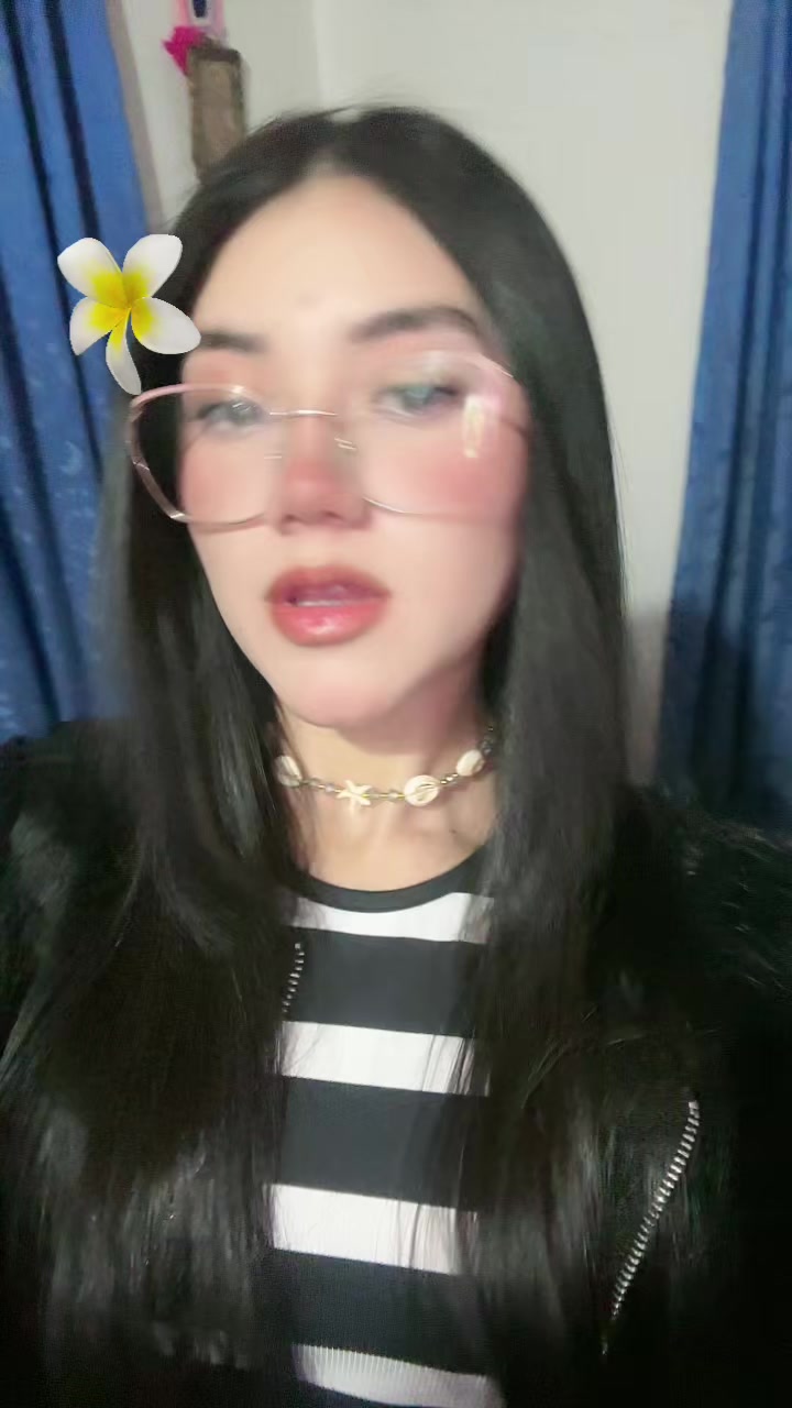 @✨Karen Ovalle✨ 🦋