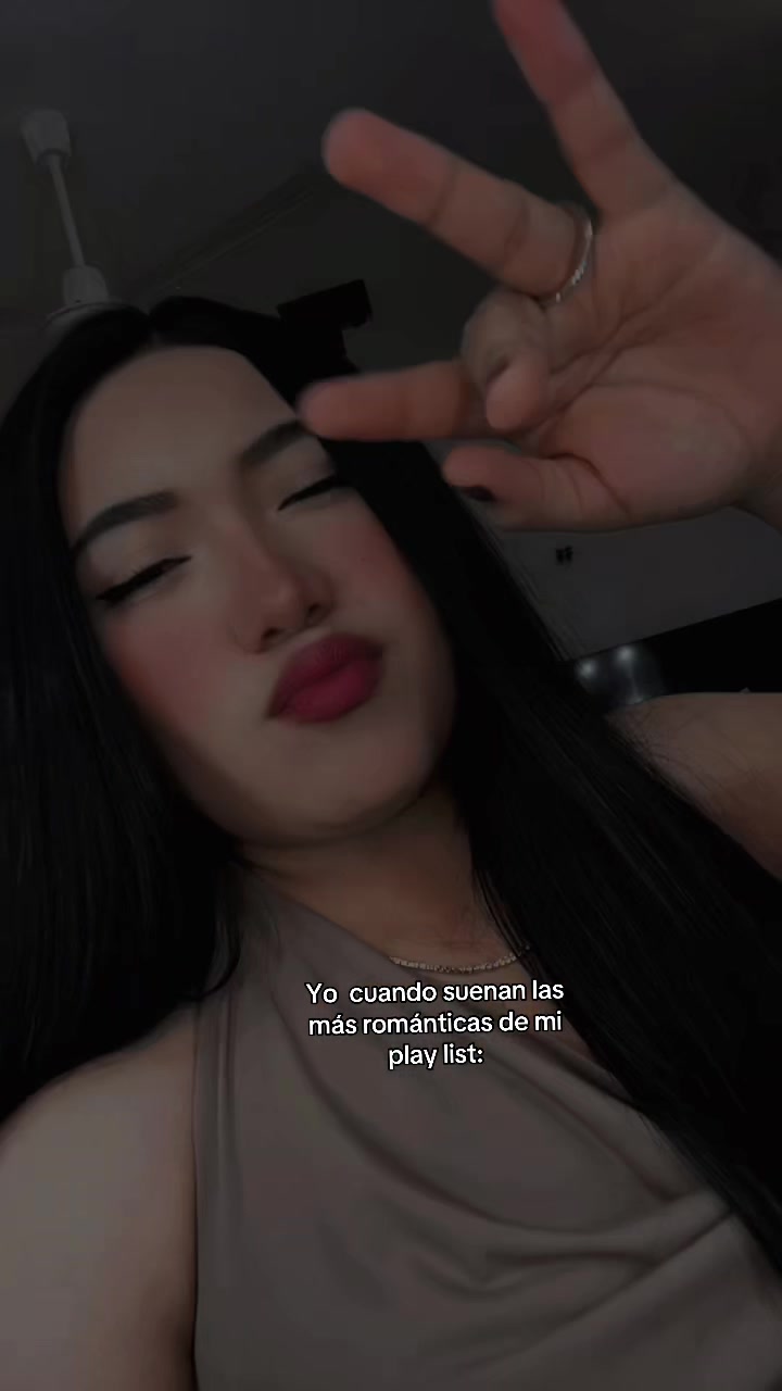@:3