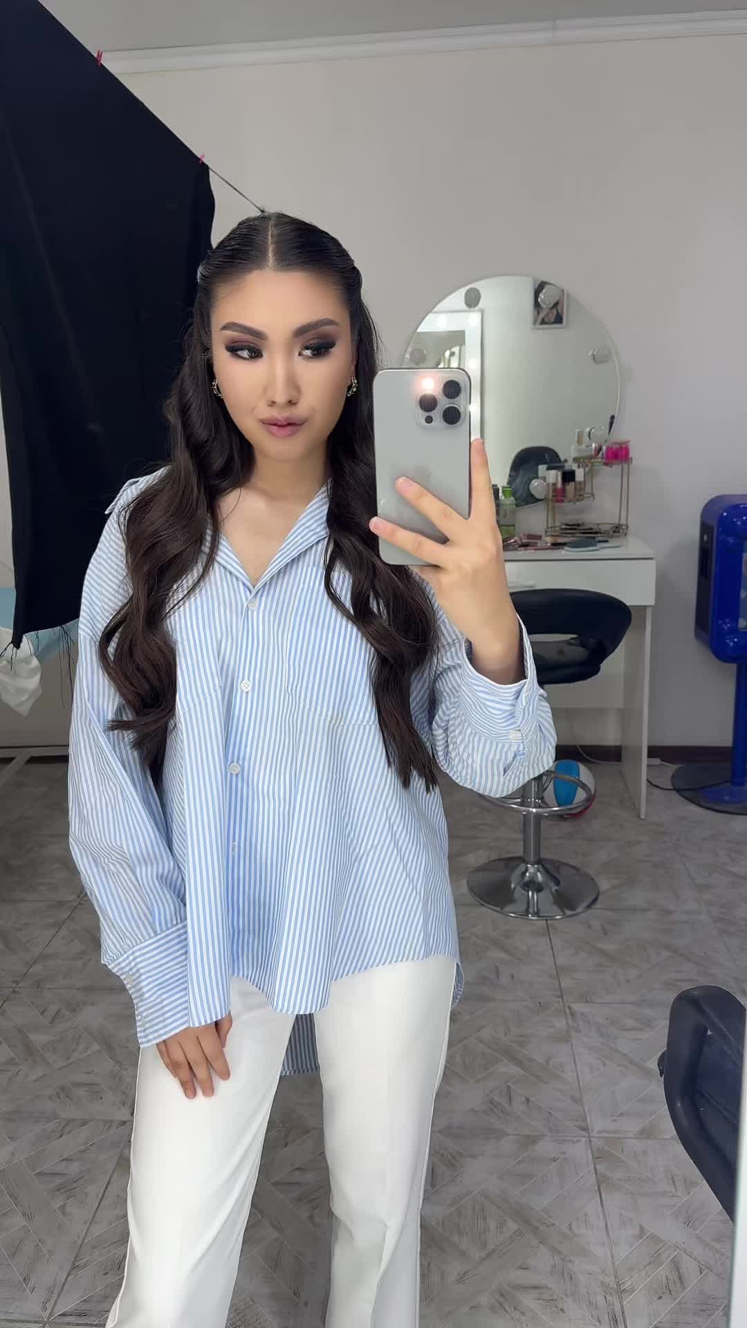 @𝒜.