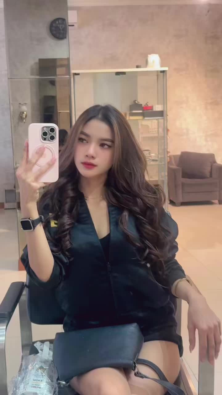 @Bby_Ais