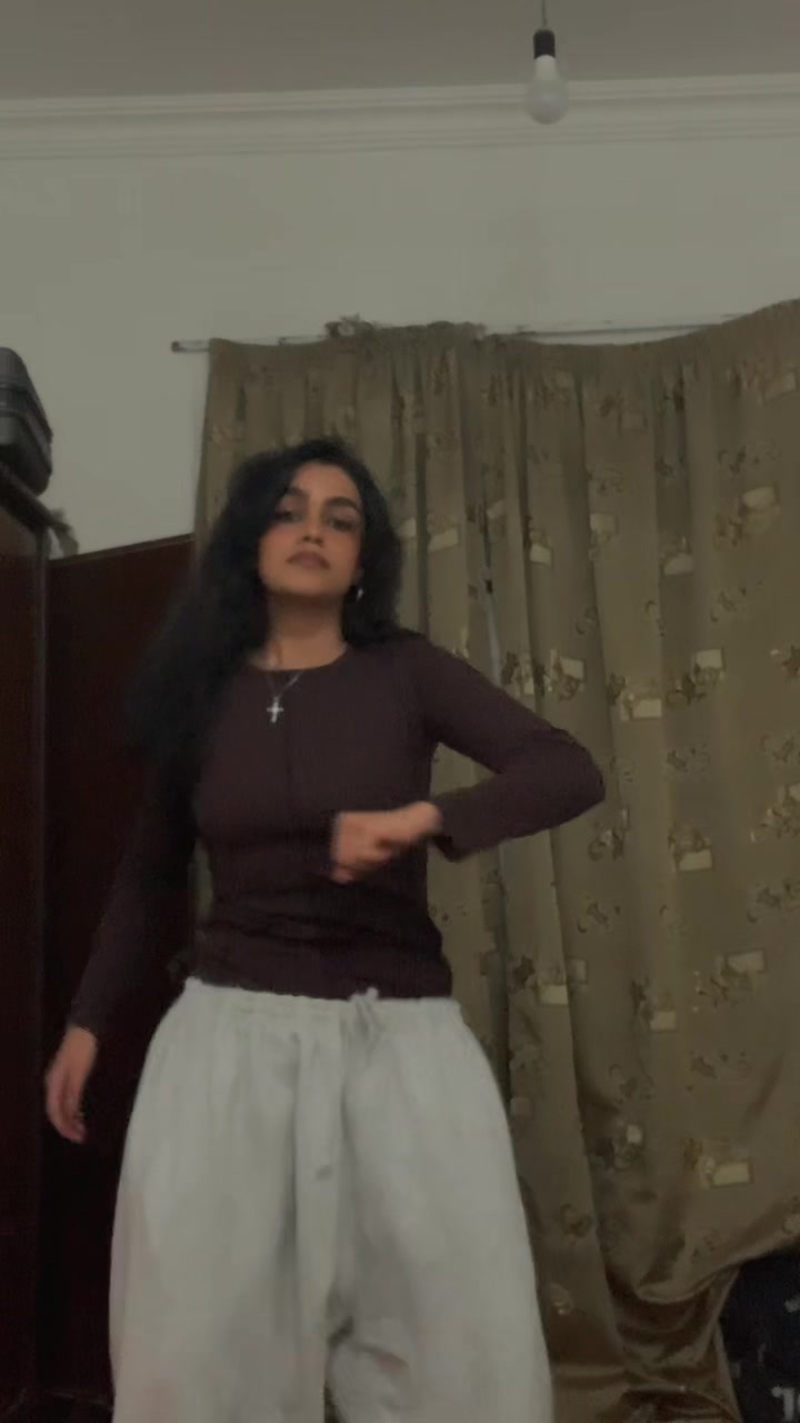 @F4T