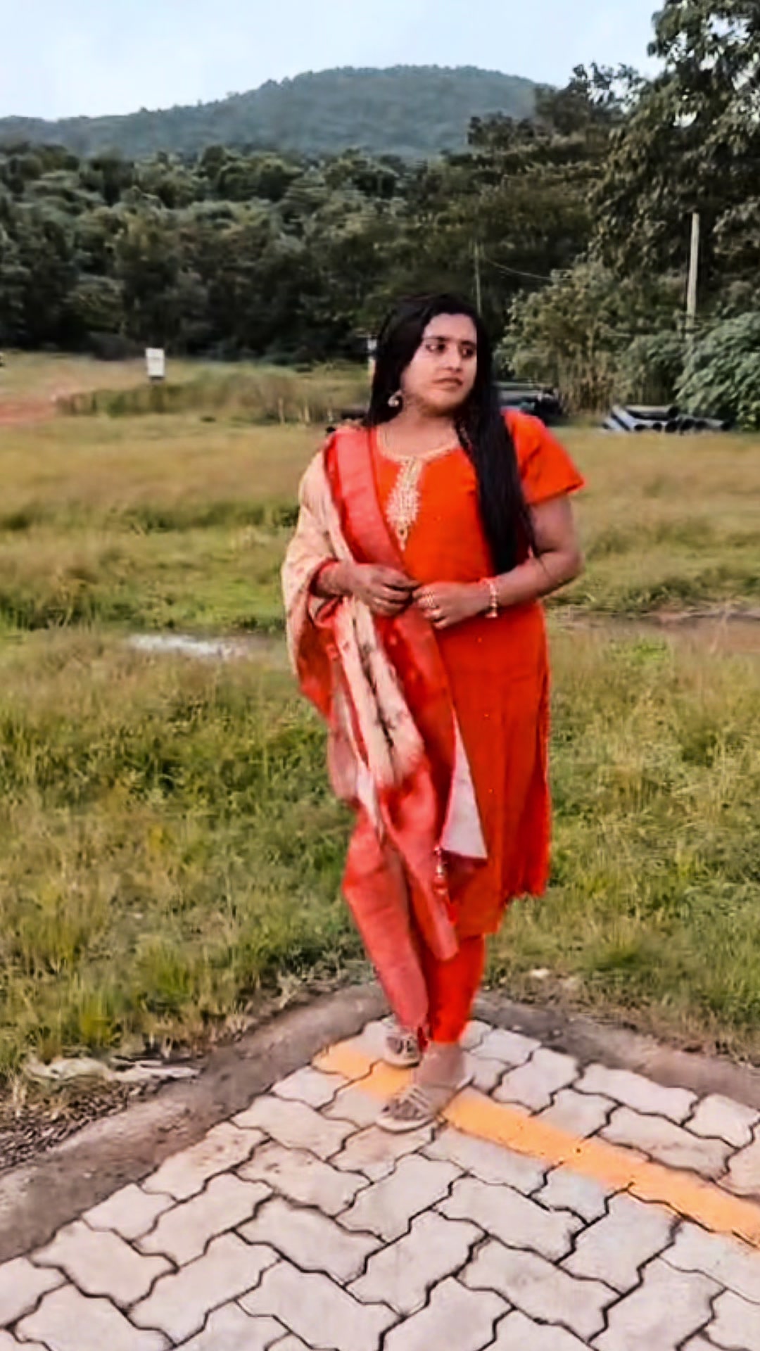 @Anjalu Ullu Sachu