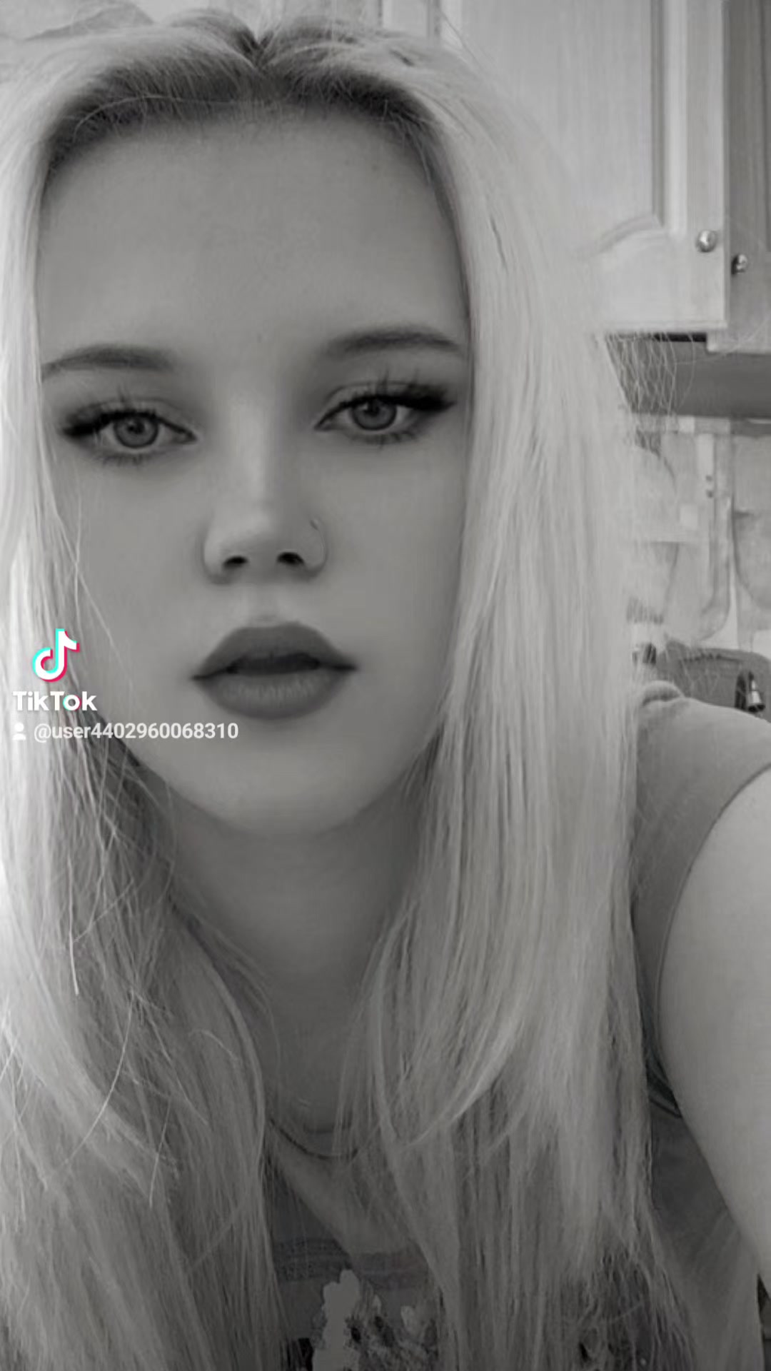 @Лиза