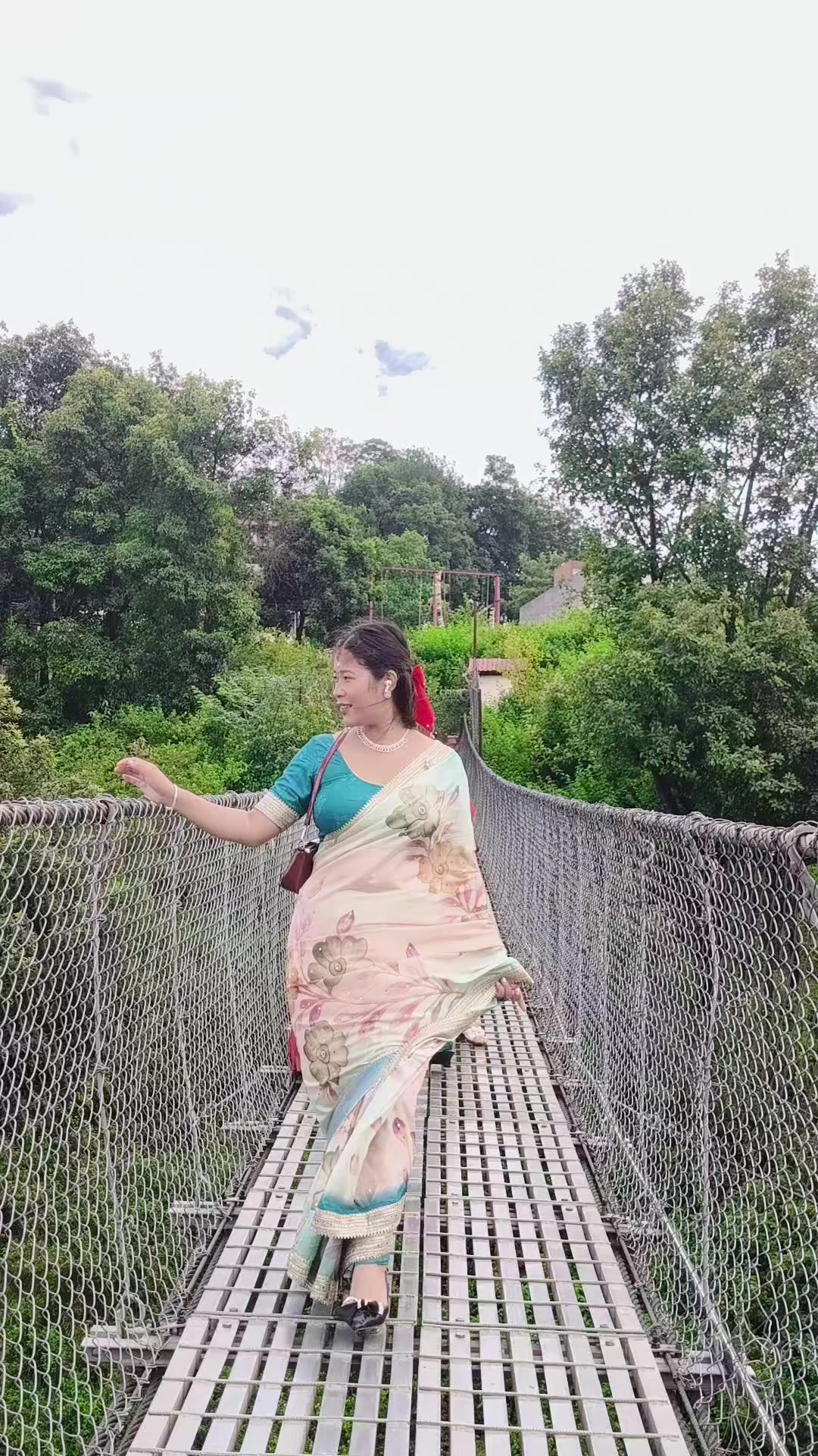@🫠
