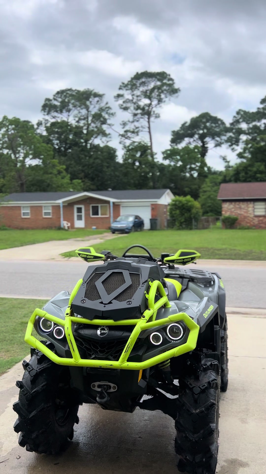 @Kollin on the canam🇺🇸