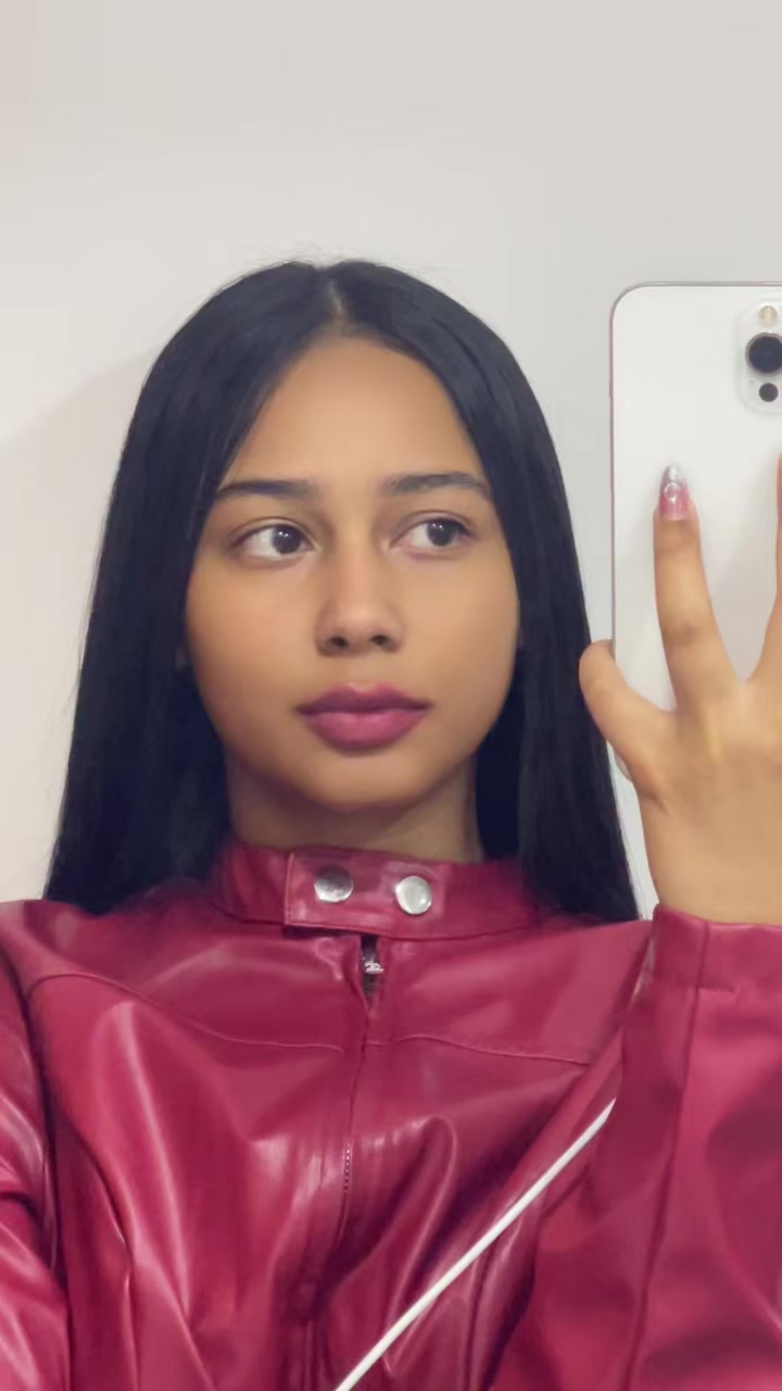 @Lia Alvarez