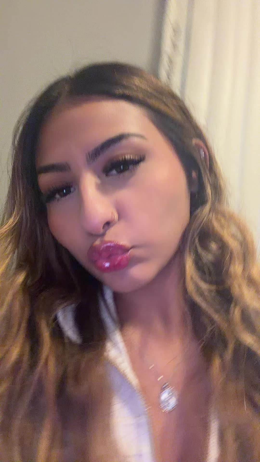 @justinesecret
