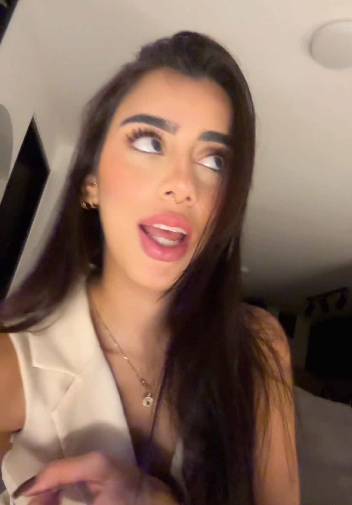 @✨
