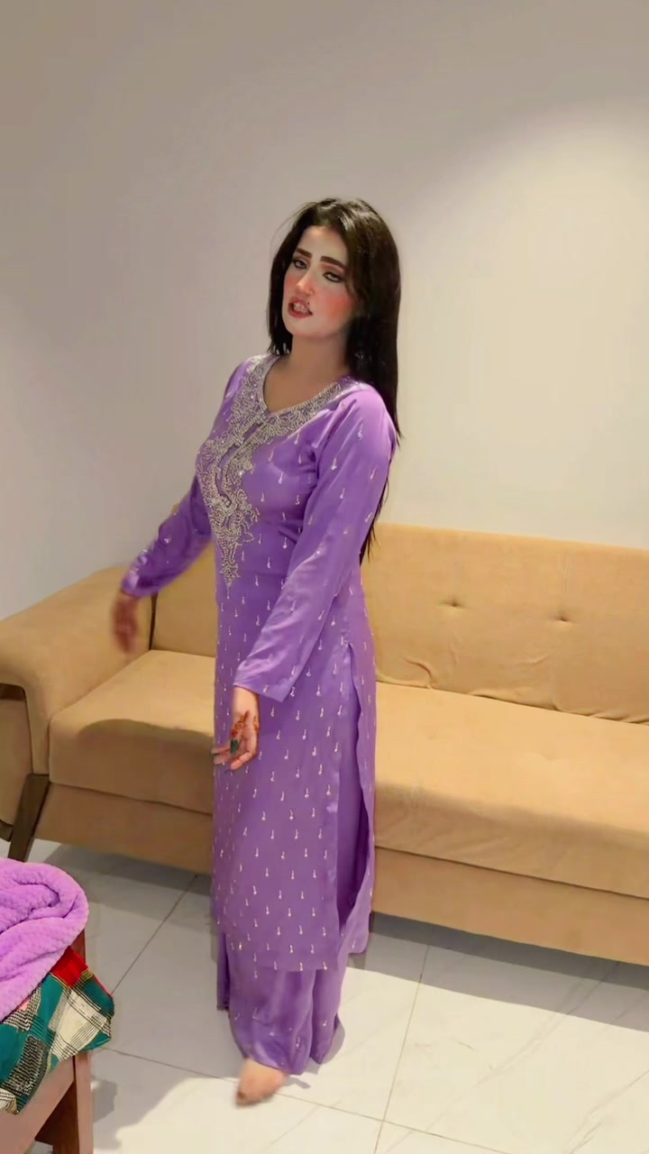@Sania Khan Actress