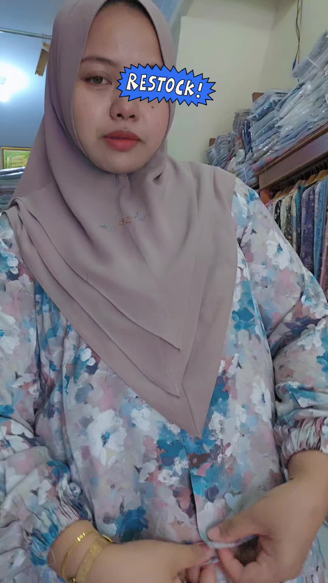 @Tiana store