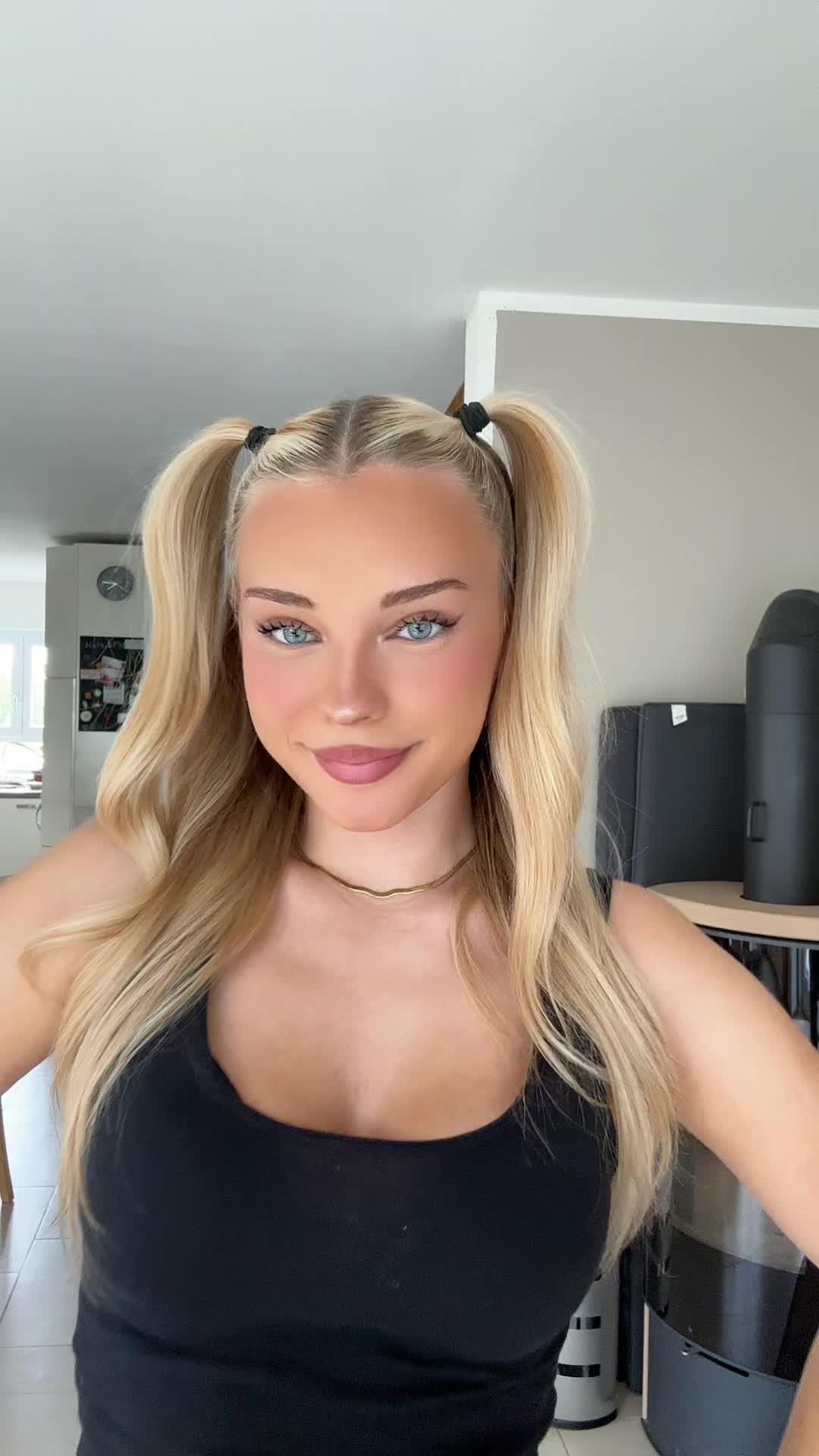 @Elli ⭐️