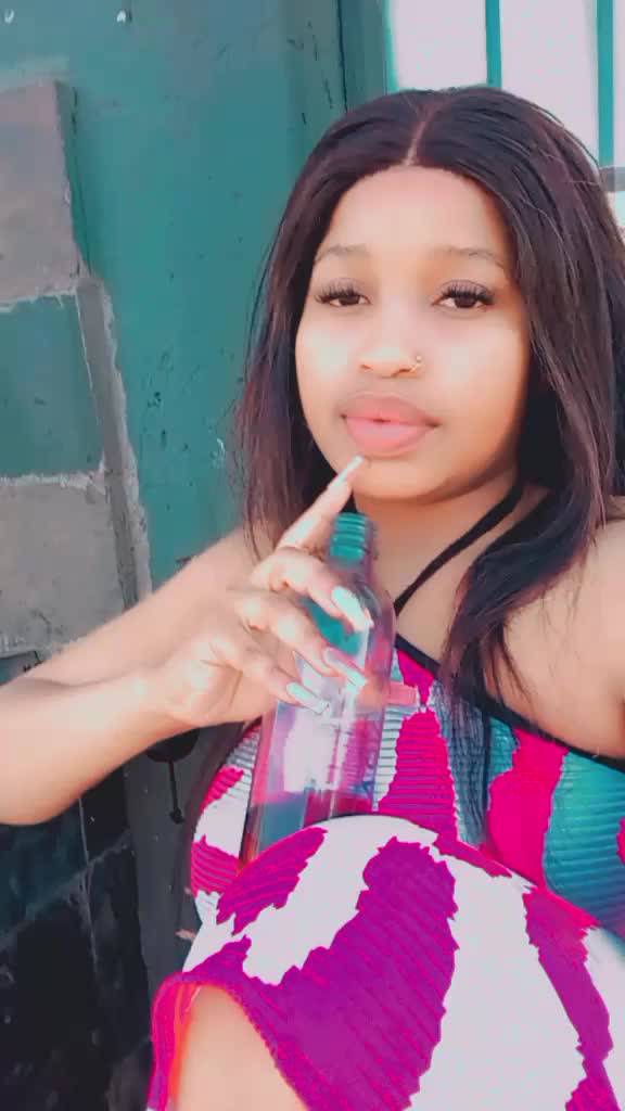 @Tshepii