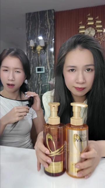 @Chị La em Zo