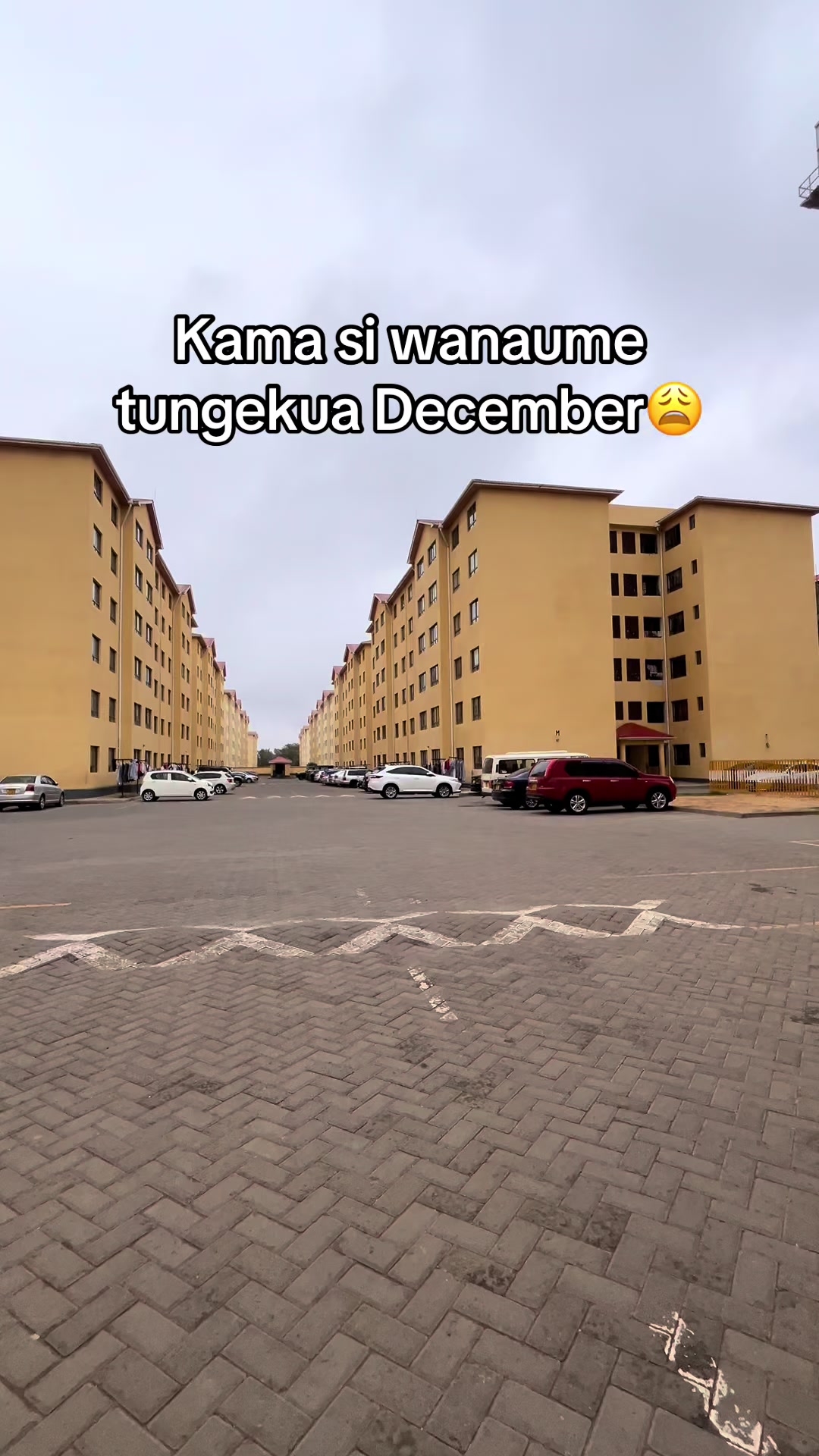 @MAkENa.