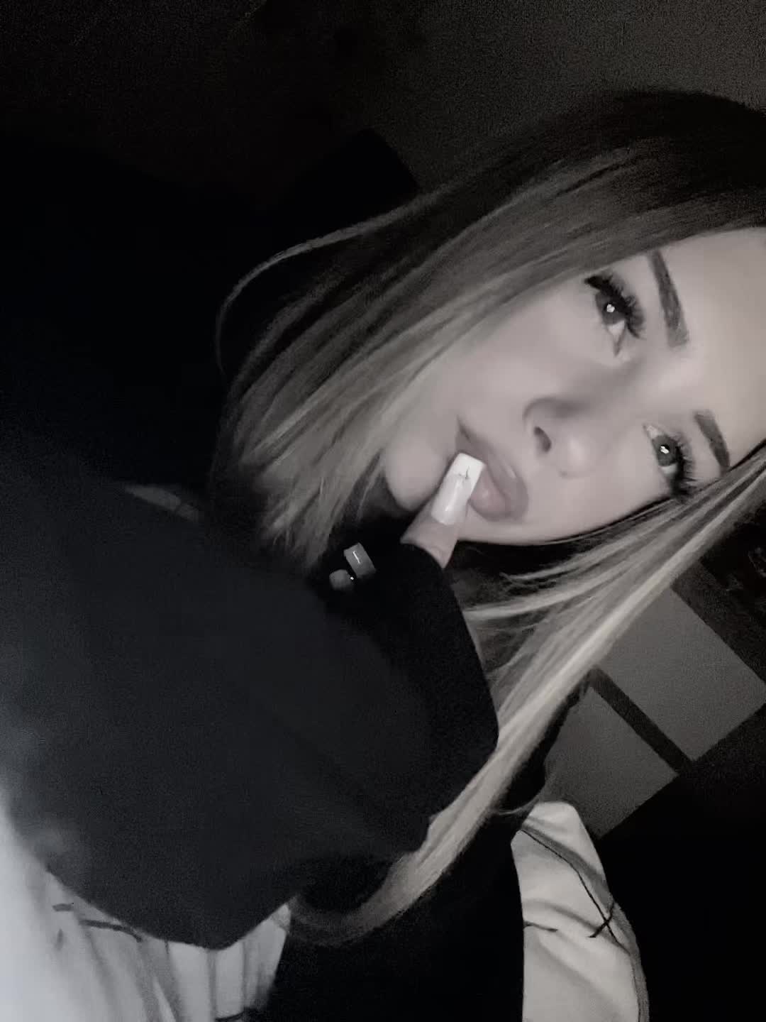 @L e n x a a