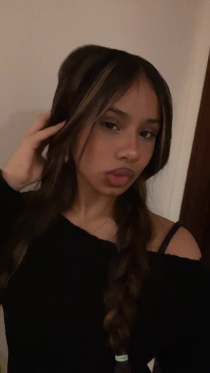 @𝐡𝐲𝐚𝐜𝐢𝐧𝐭𝐡 ᥫ᭡