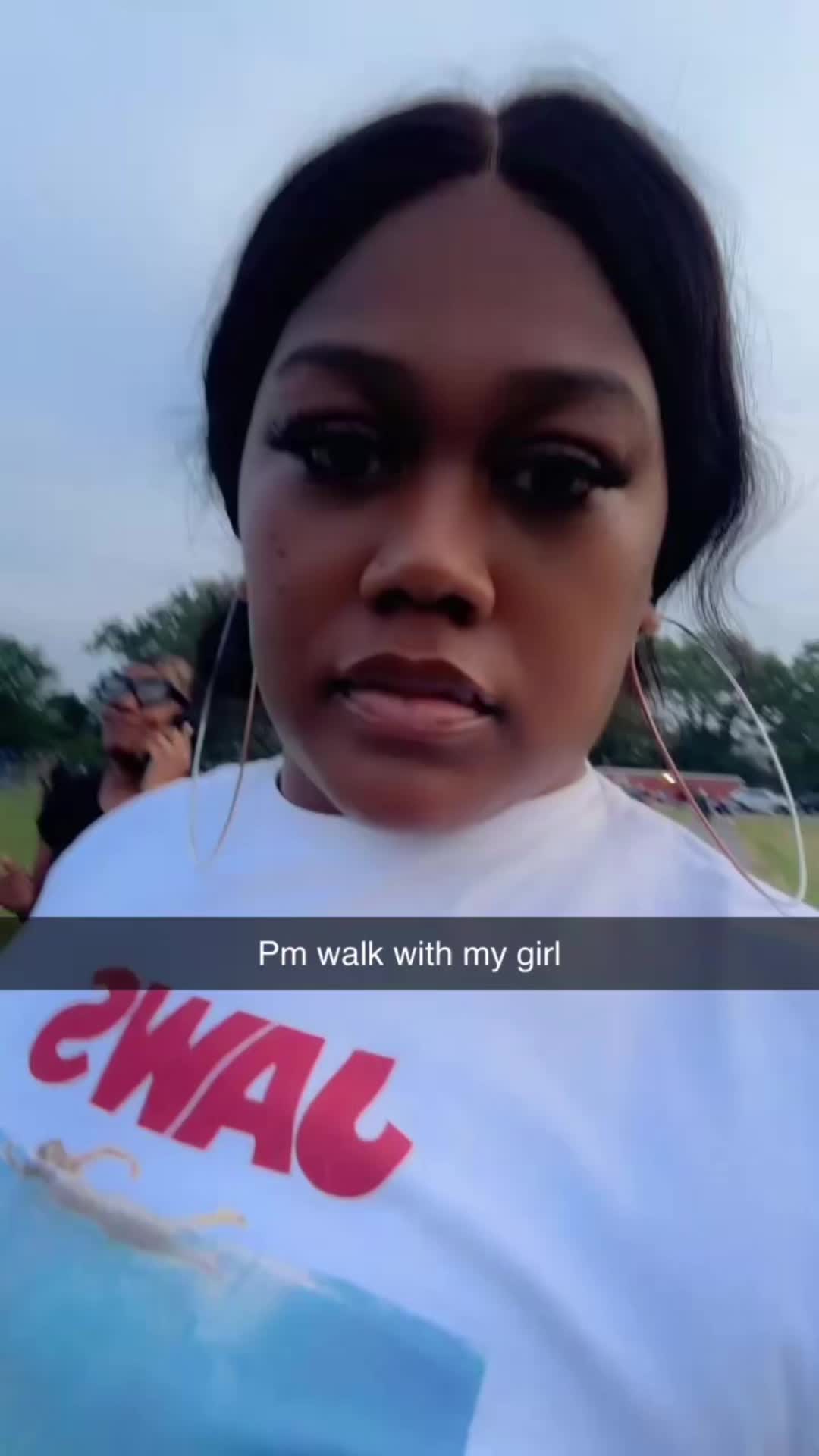 @The_Real_Lo