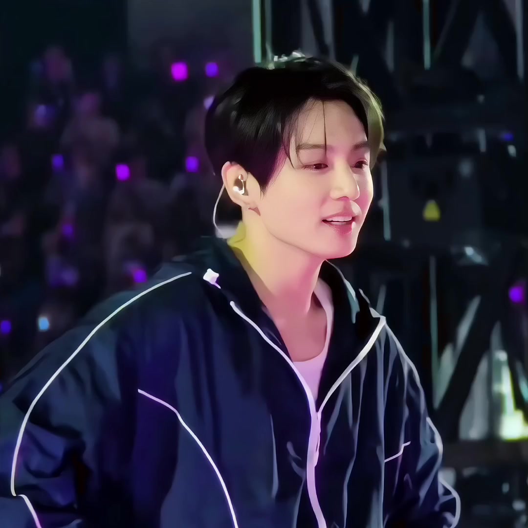 @💜𝐁𝐓𝐒⟭⟬💜𝐕 𝐑𝐌 𝟒𝐉𝐒