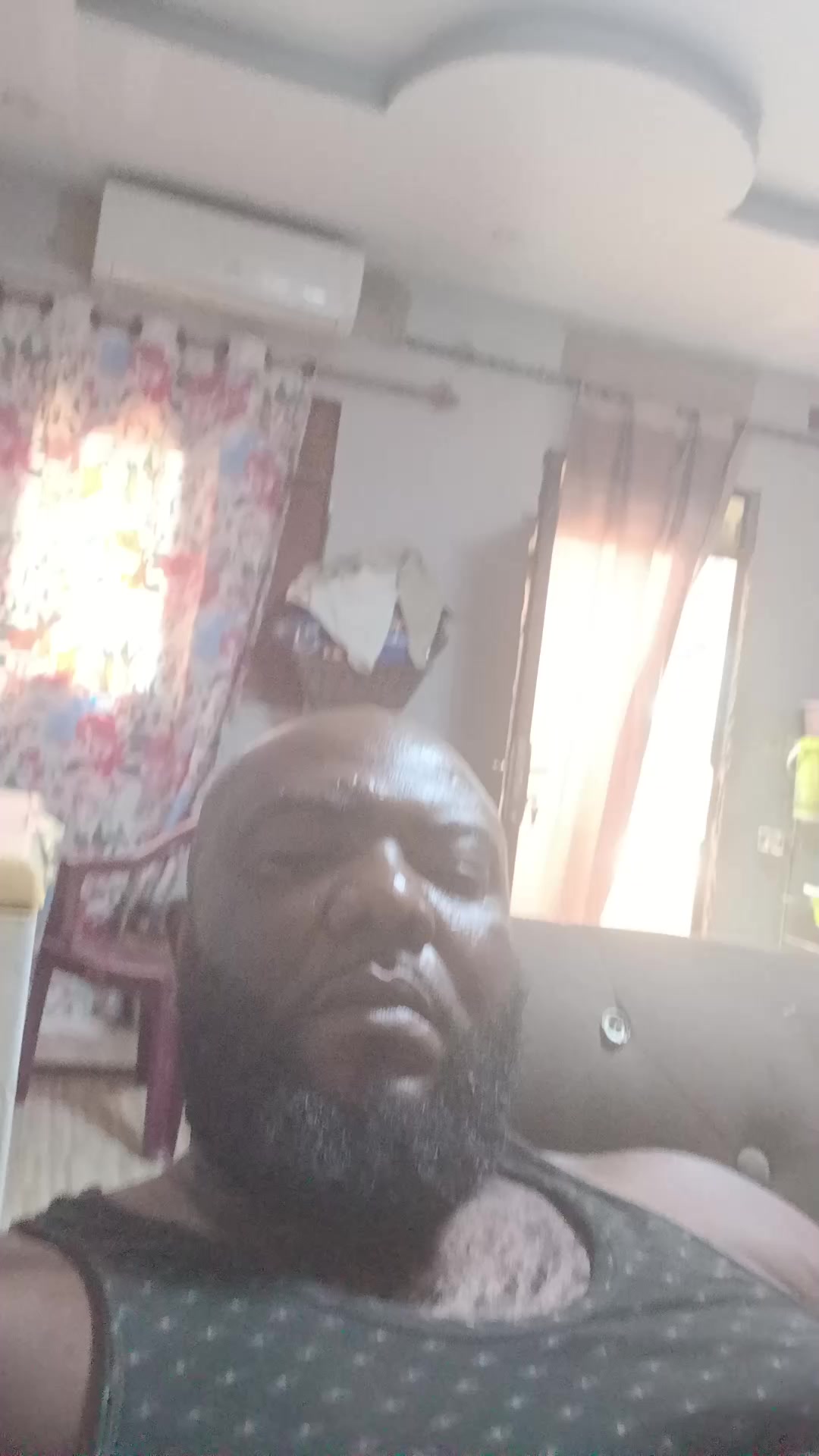 @héritier luzayamo