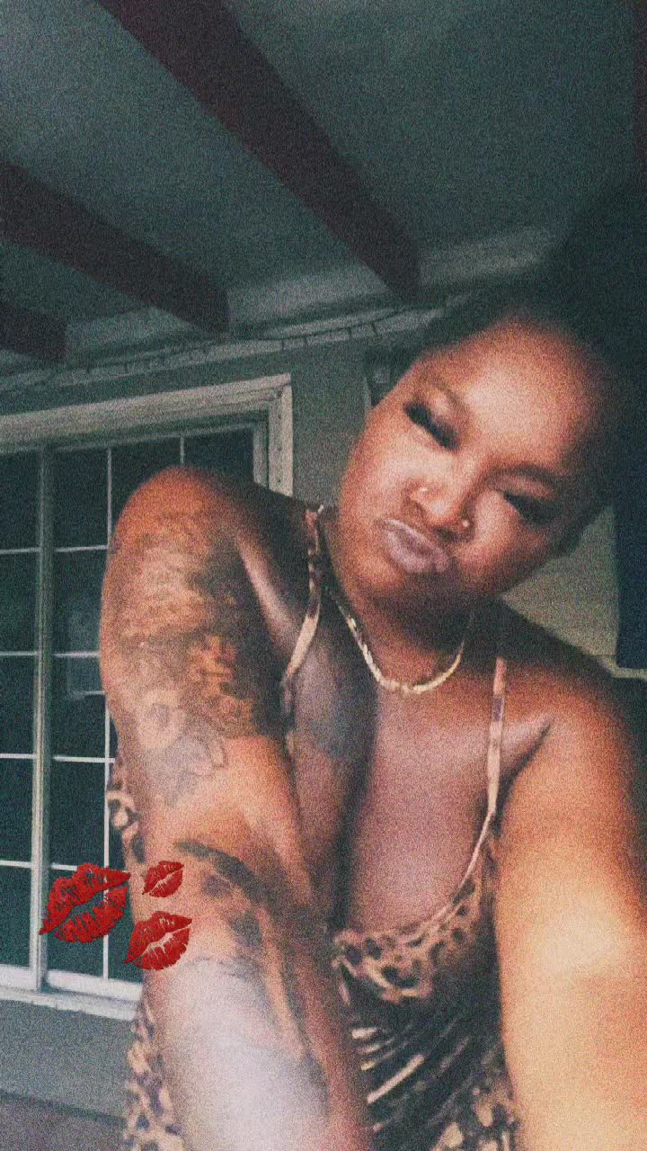 @_.mariahhsoofine