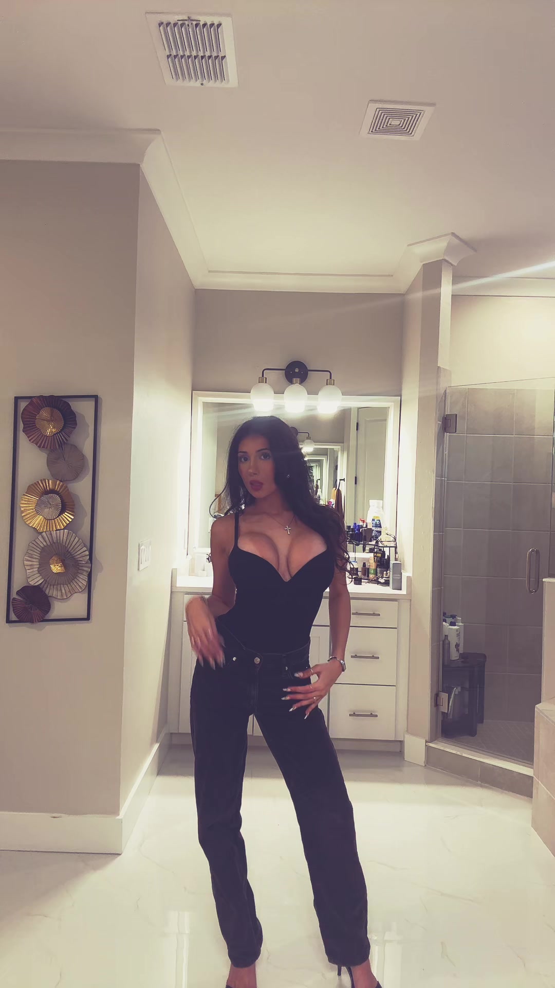 @avelina