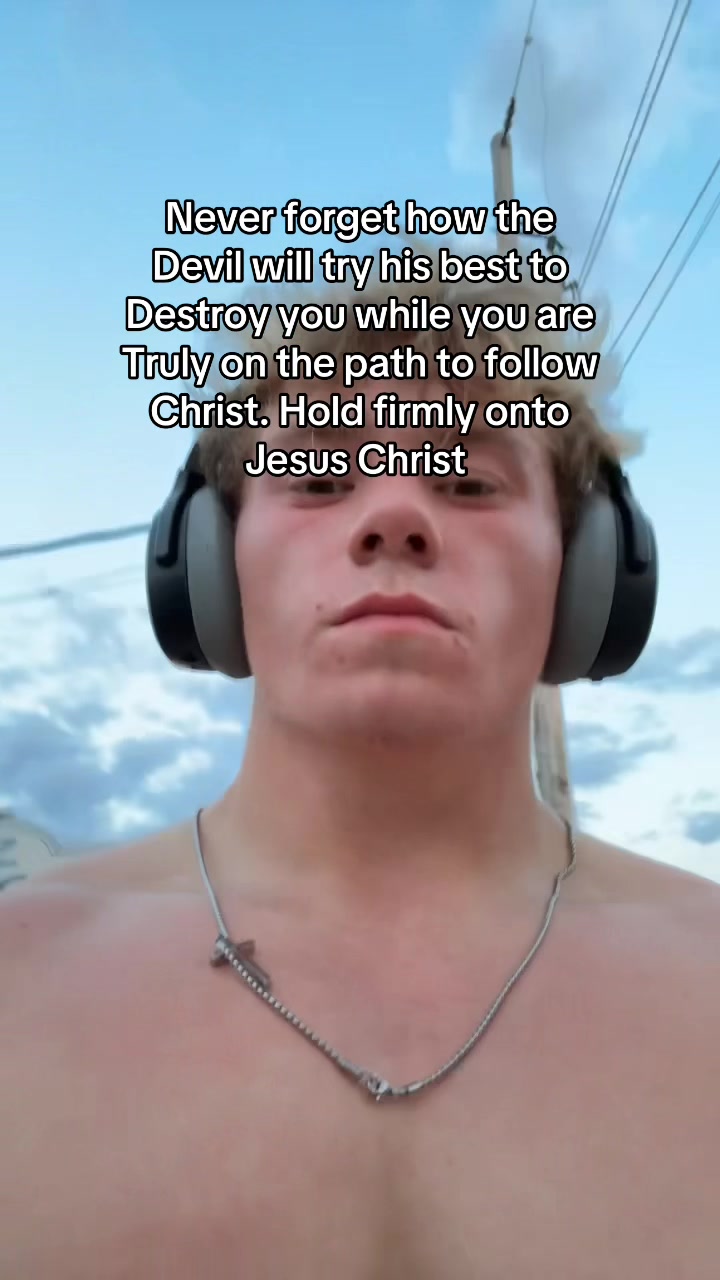 @Smallguygavin 🧬