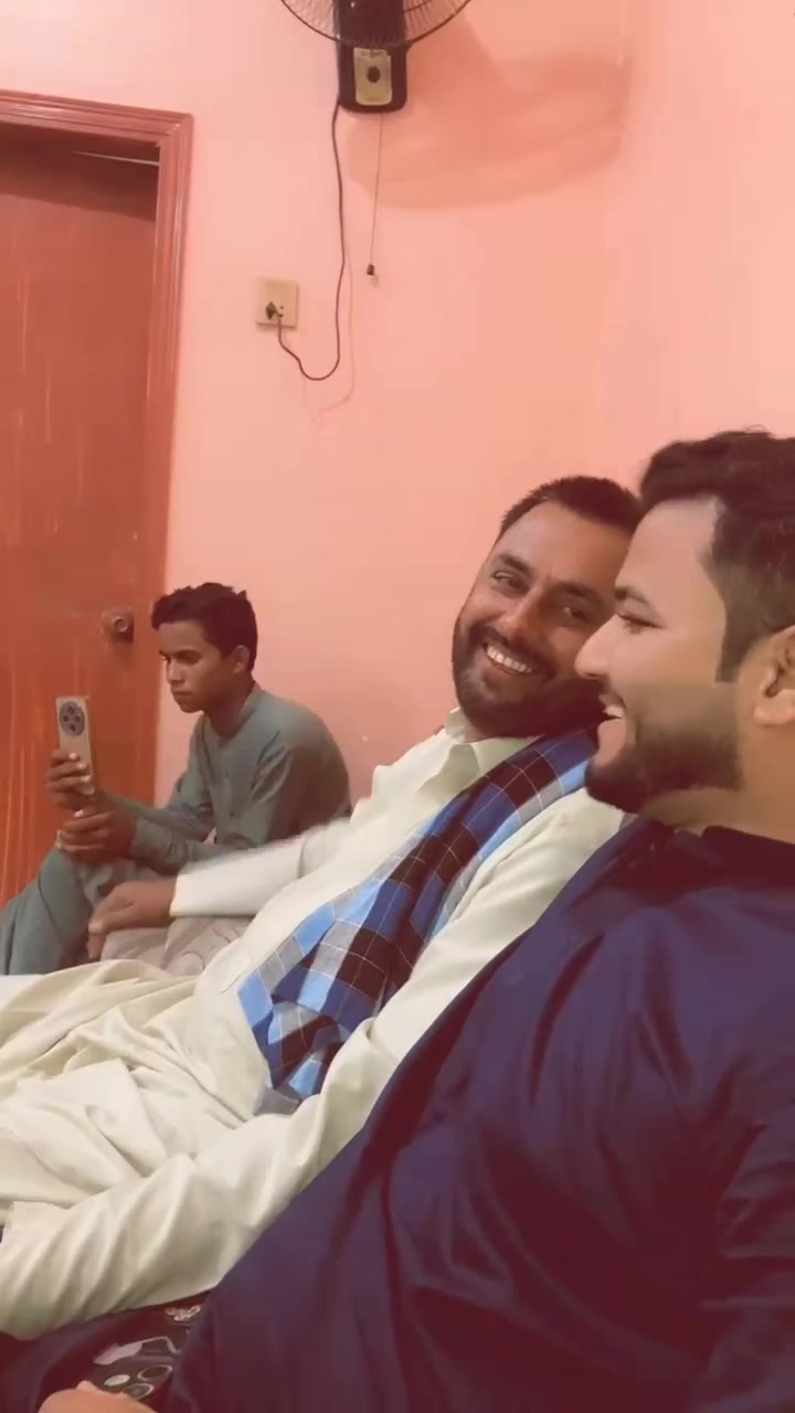 @Safa Baloch