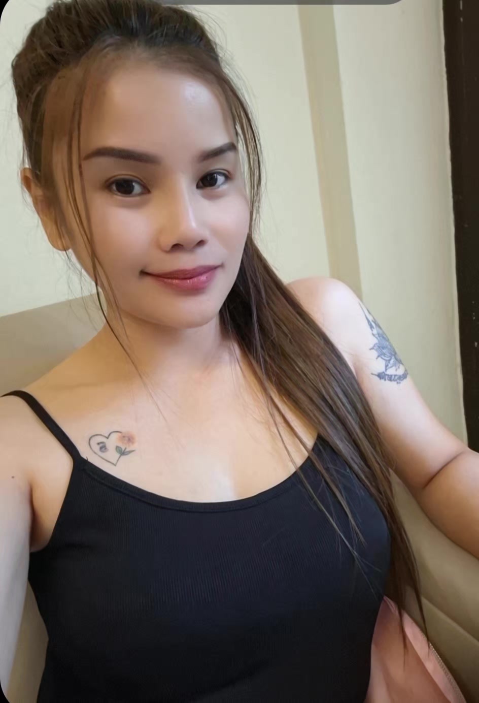 @Fon 🇱🇦