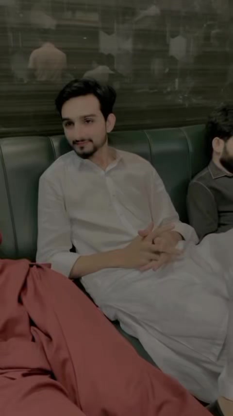 @اکیلا لیکن خوش💝