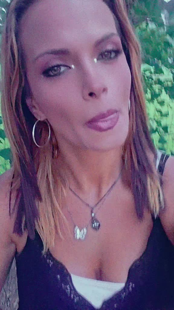 @QueenBeetheRealest1