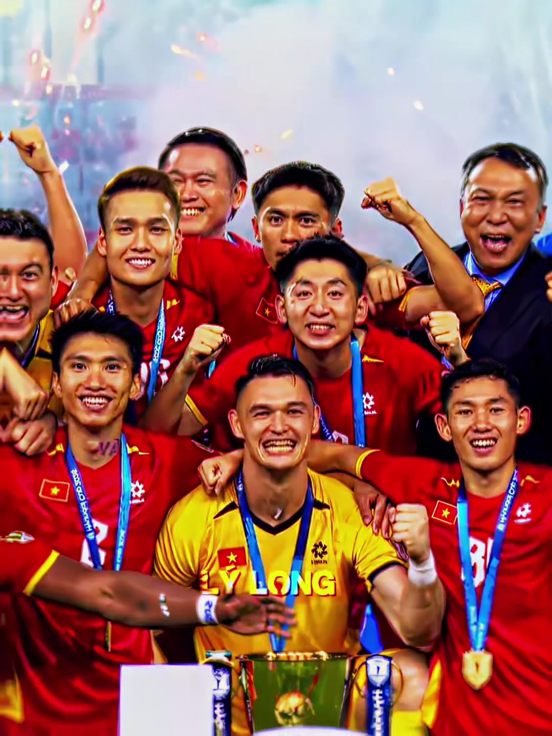 @LÝ LONG