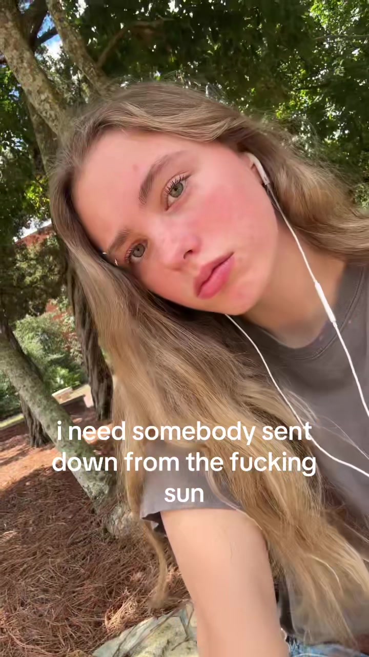 @chloe