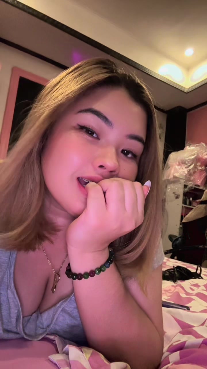 @RhochelleOcampo