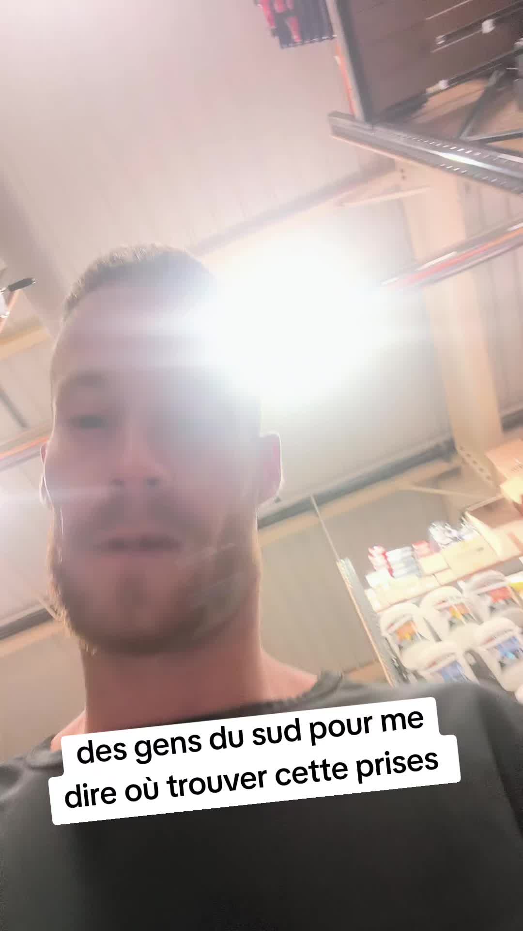 @lǝıɔıɟɟo¯ʎɐɹdsoǝpuɐpuɐp©️