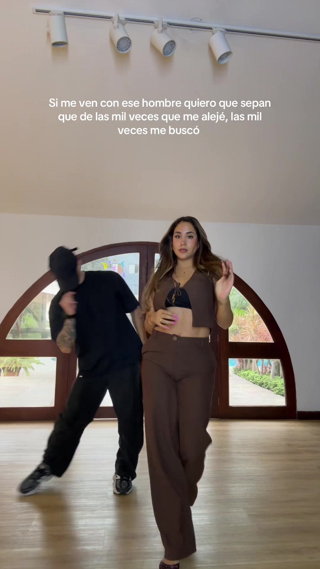 @MelissaPareds