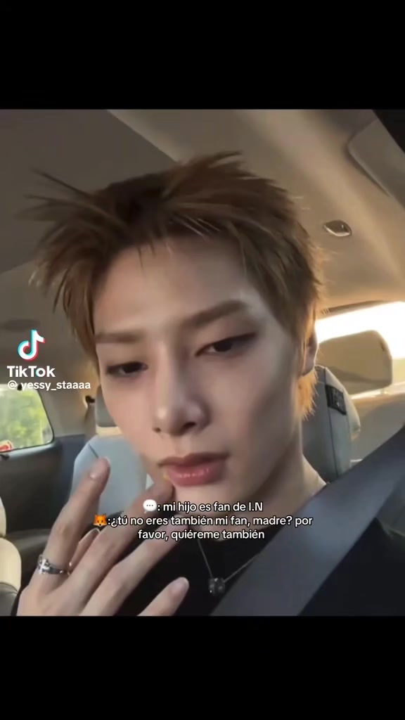 @𝚎𝚕 𝚙𝚒𝚘𝚓𝚘 𝚍𝚎 los skz💅