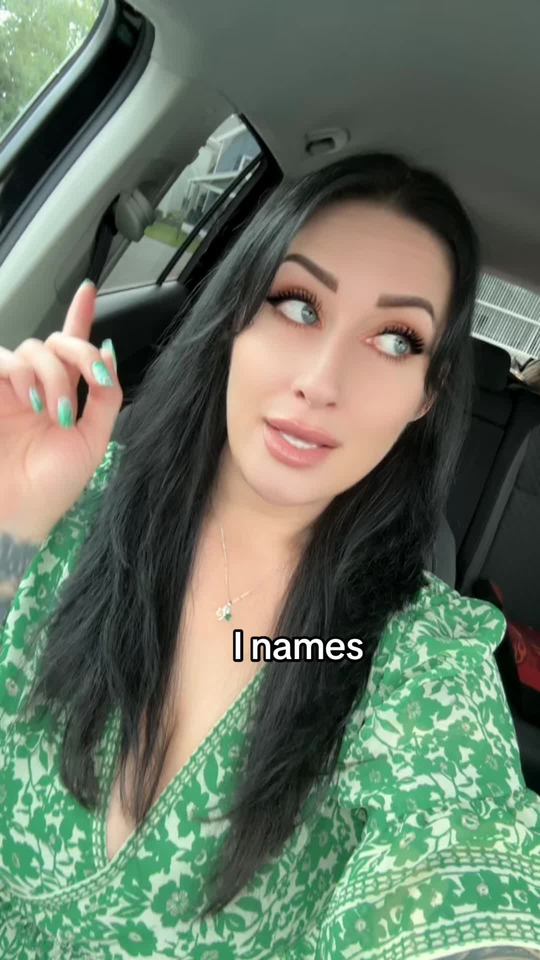 @Valentina Marie