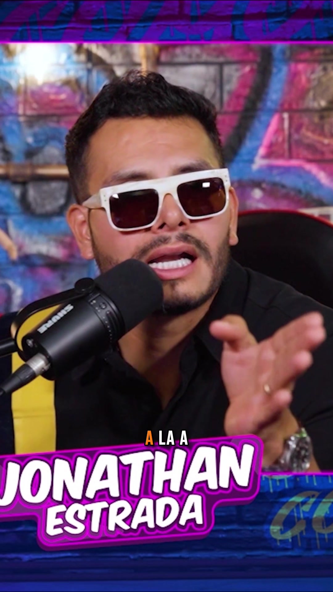 @Elhueco_