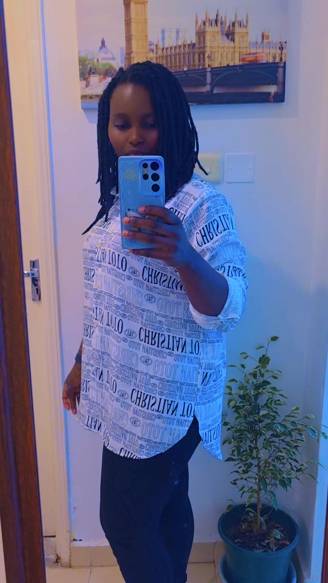@Queenvee615