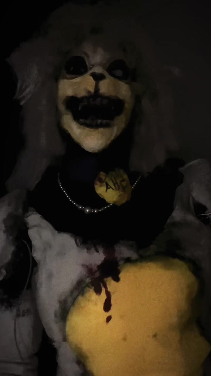 @𒉭 UrRottingVictim 𒉭
